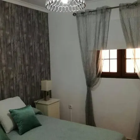 Con Piscina Privada Manitaga. 别墅 *