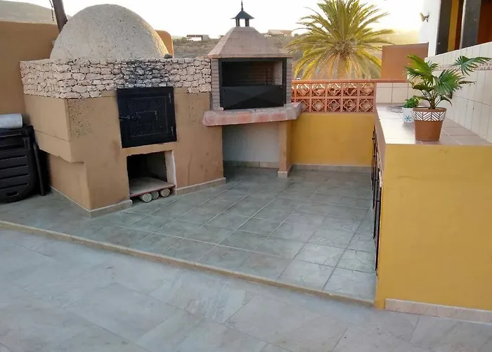 Вилла Con Piscina Privada Manitaga. Туйнехе